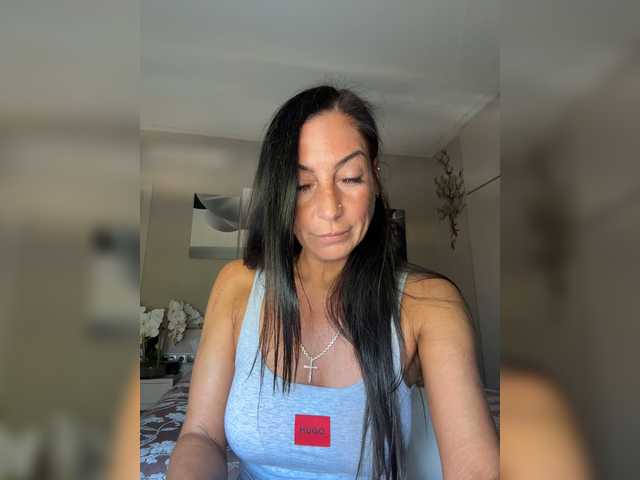 IrinkaGata live cam on BongaCams