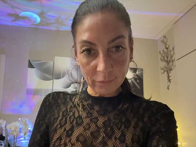  IrinkaGata chat room
