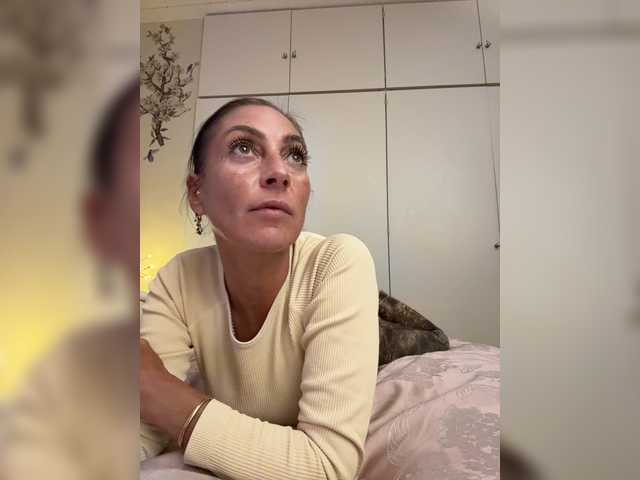 IrinkaGata live cam on BongaCams