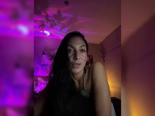 IrinkaGata, en vivo ahora en BongaCams
