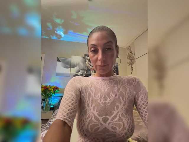 IrinkaGata live cam preview