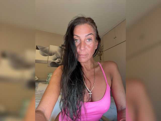 IrinkaGata live cam on BongaCams