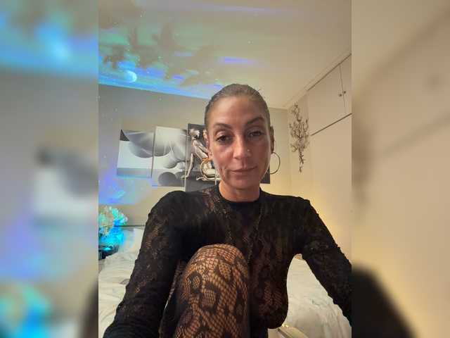 IrinkaGata live cam on BongaCams