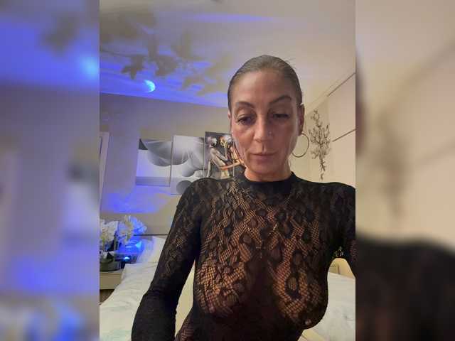 IrinkaGata live cam on BongaCams