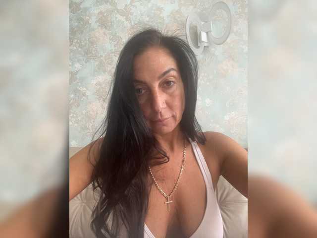 IrinkaGata live webcam show