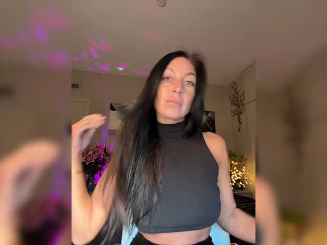 IrinkaGata live cam on BongaCams