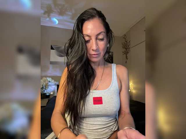 IrinkaGata, en directo ahora en BongaCams