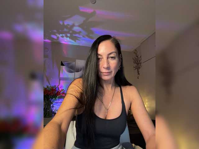 IrinkaGata live cam on BongaCams