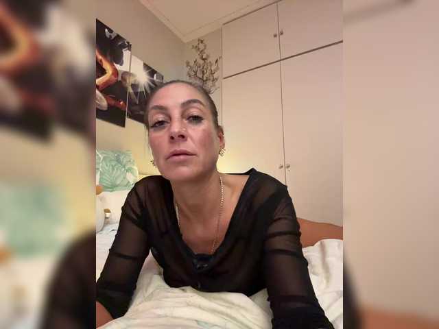 IrinkaGata live cam on BongaCams