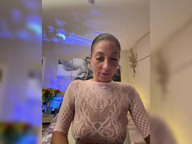 IrinkaGata live cam preview