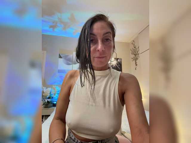 IrinkaGata live cam on BongaCams