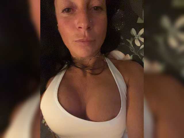 IrinkaGata live cam on BongaCams
