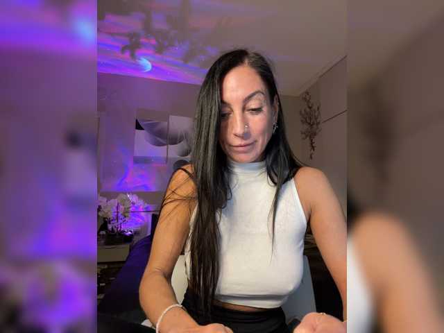 IrinkaGata, live now on BongaCams