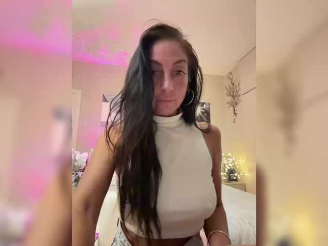 IrinkaGata live cam on BongaCams