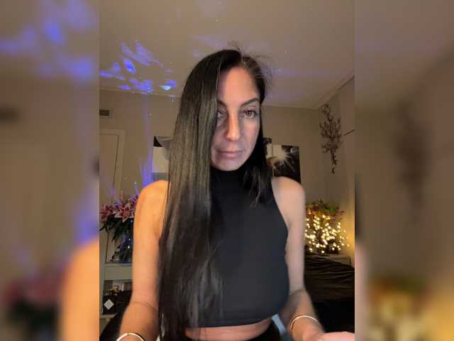 IrinkaGata live cam on BongaCams