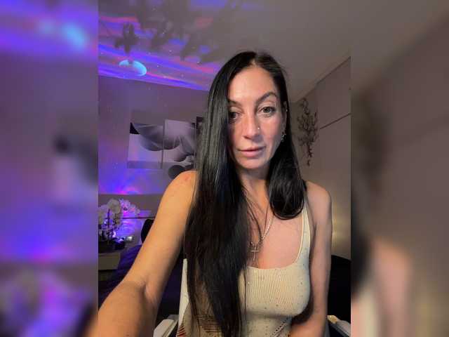 IrinkaGata live cam on BongaCams