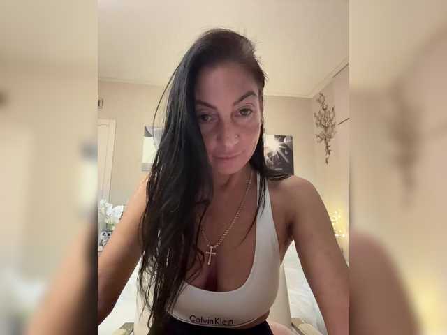IrinkaGata live cam on BongaCams