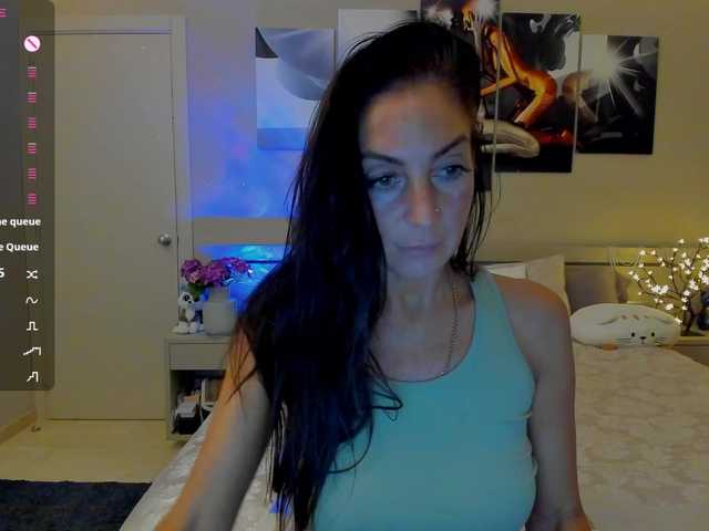 IrinkaGata live cam on BongaCams