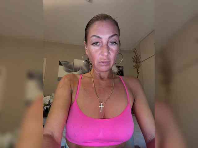 IrinkaGata webcam