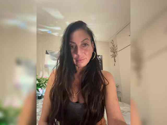 IrinkaGata Sex Cam Show