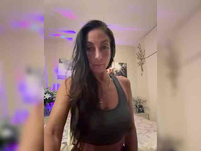 IrinkaGata Live Webcam on BongaCams