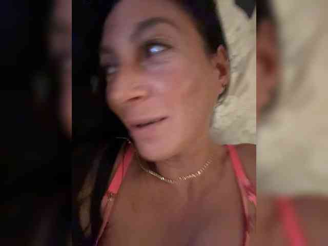 IrinkaGata Sex Cam Show