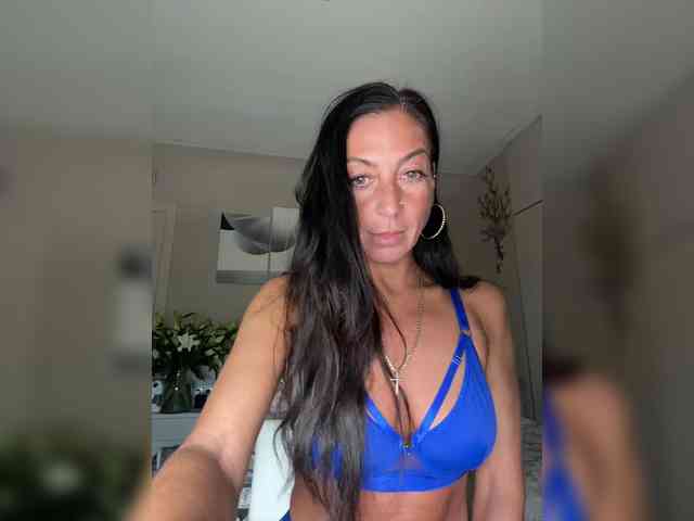 IrinkaGata Sex Cam Show