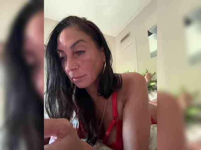 IrinkaGata Sex Cam Show