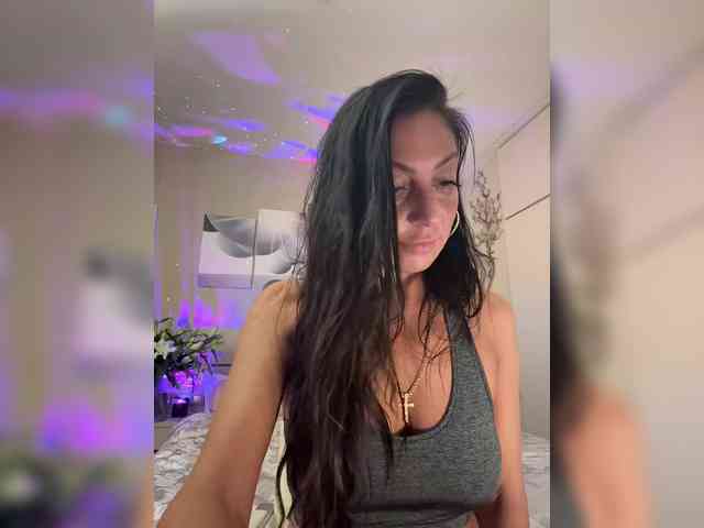 IrinkaGata Sex Cam Show