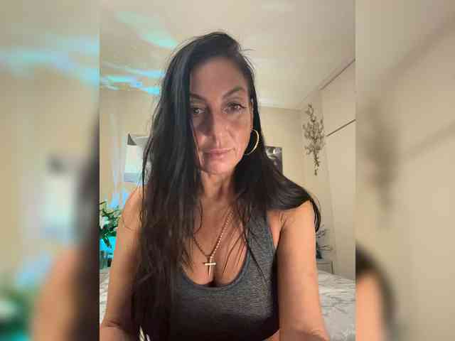 IrinkaGata Live Webcam on BongaCams