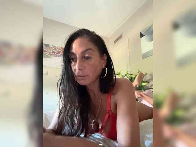 IrinkaGata Sex Cam Show