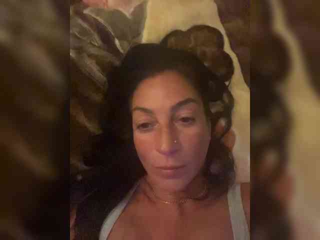 IrinkaGata Live Webcam on BongaCams