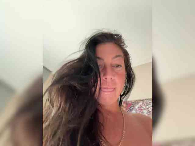 IrinkaGata Sex Cam Show