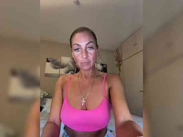 IrinkaGata webcam