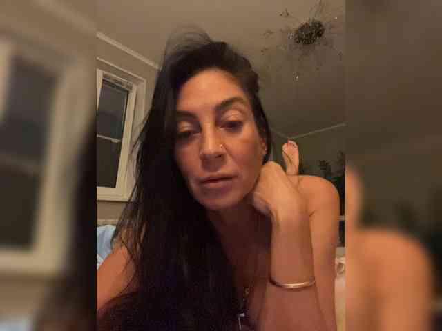 IrinkaGata Sex Cam Show