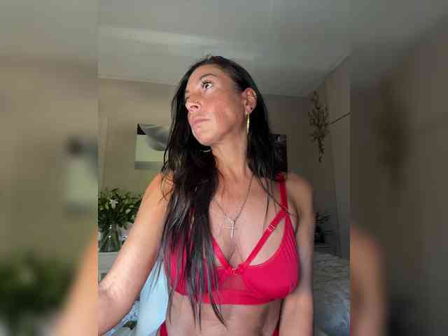 IrinkaGata Sex Cam Show
