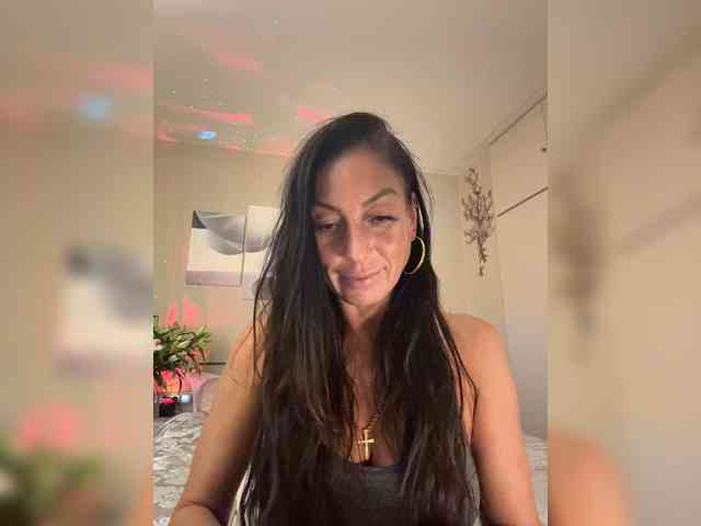 IrinkaGata Sex Cam Show