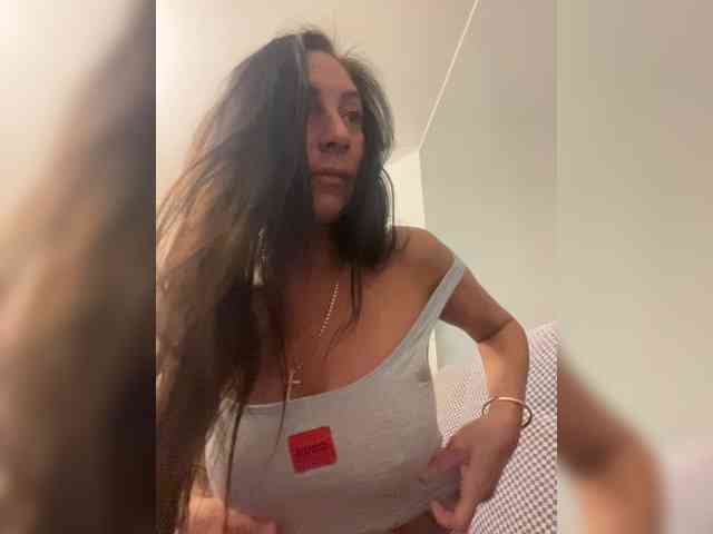 Irinkagata's cam show statistics and live stream