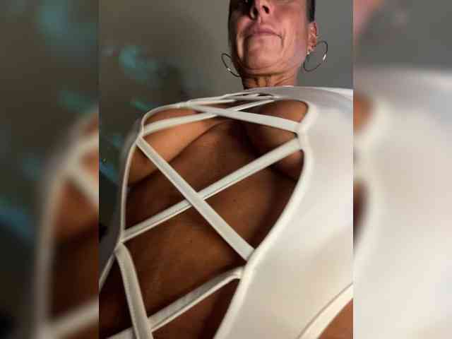 IrinkaGata webcam