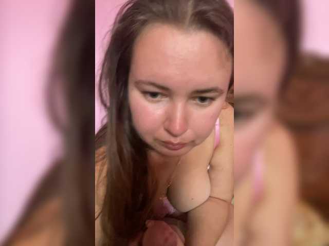 HoneyLena69 live cam on BongaCams