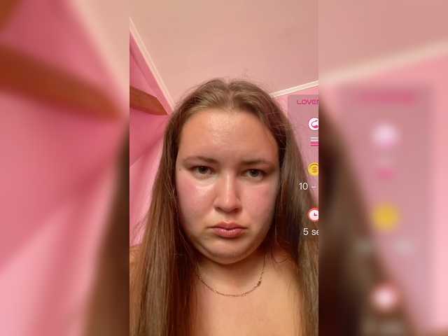 HoneyLena69 live cam