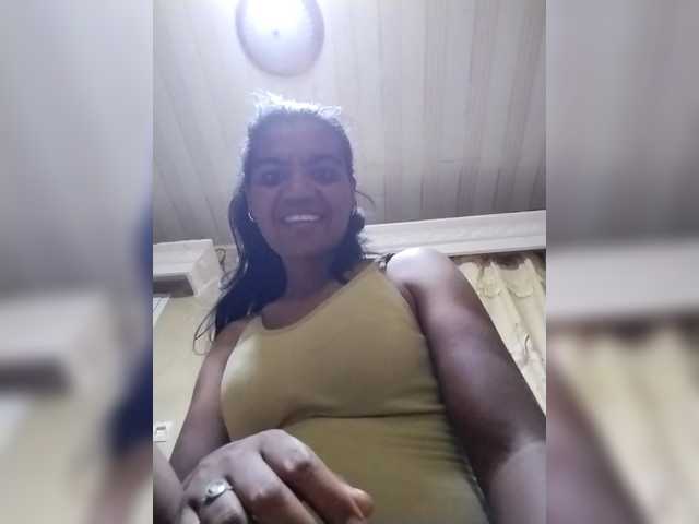 Royblackhot's BongaCams show and profile