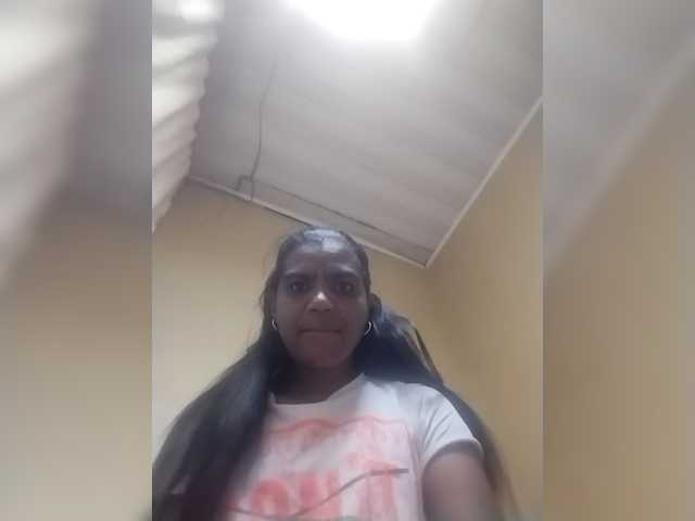 Royblackhot live cam