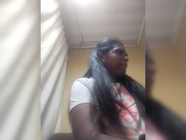 Royblackhot live cam