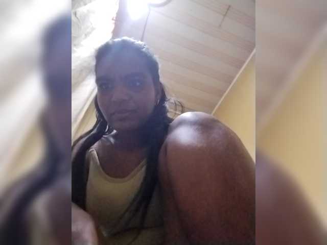 Royblackhot's BongaCams show and profile