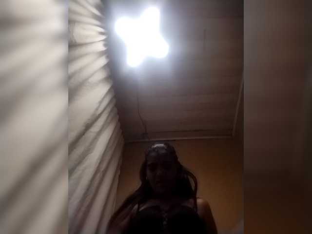 Royblackhot live cam on BongaCams