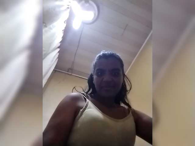 Royblackhot's BongaCams show and profile