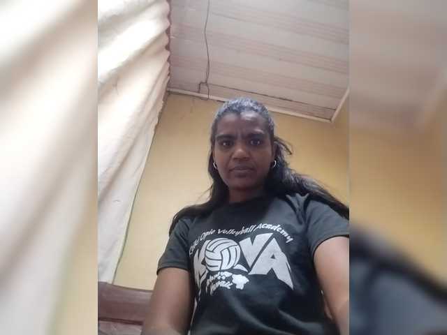Royblackhot live cam on BongaCams