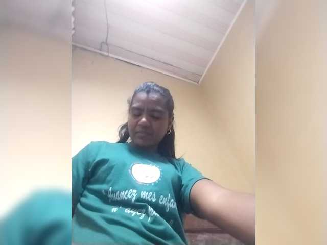 Royblackhot live webcam show