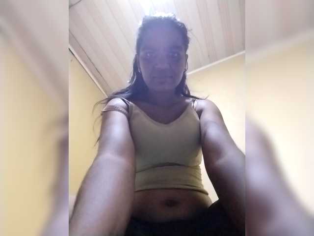 Royblackhot's BongaCams show and profile